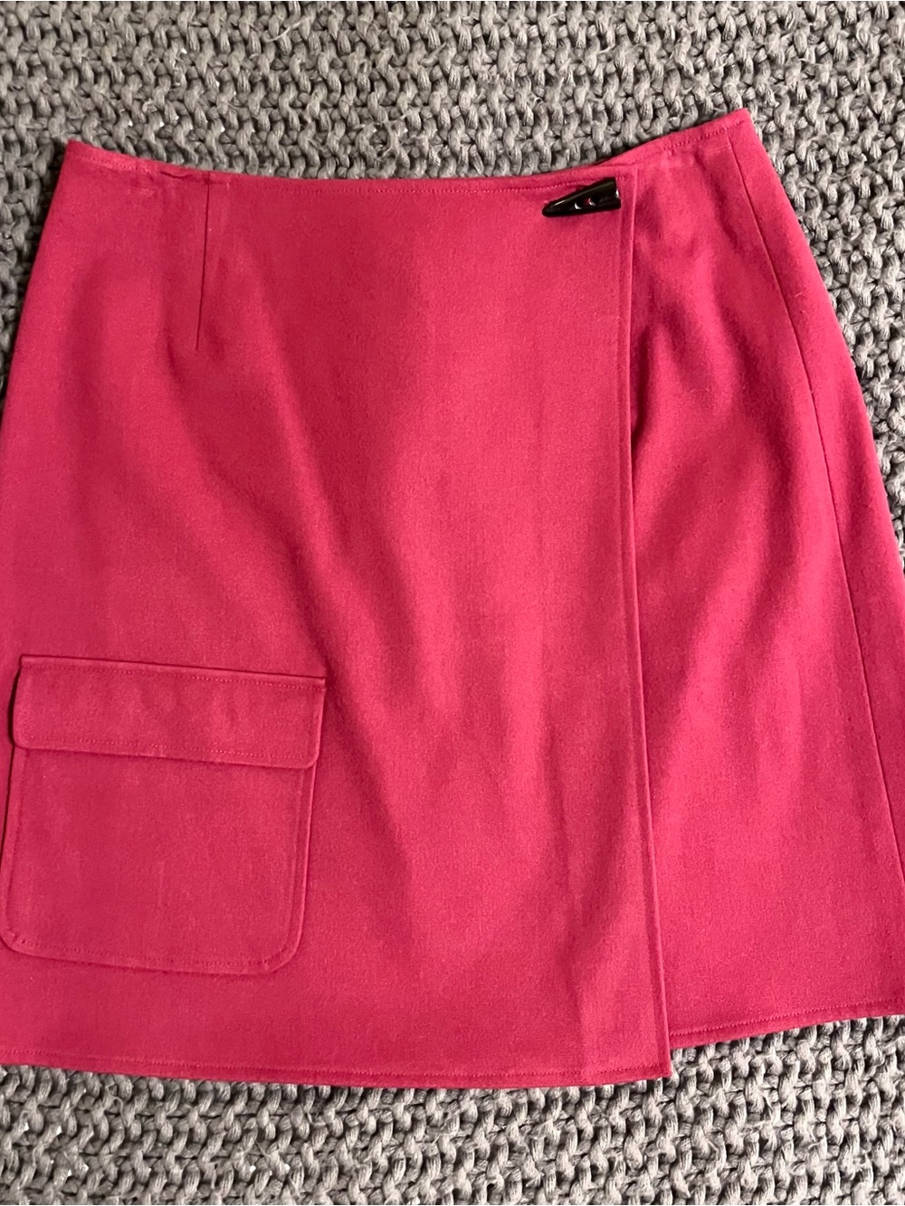 TALBOTS Burnt Red Wrap-Front Skirt w/ Horn Toggle Closure, Women Size 8P